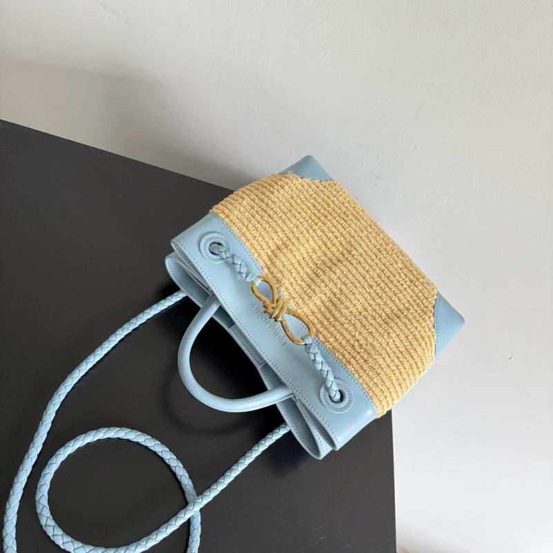 Bottega Veneta Raffia Small Andiamo Ice 827478