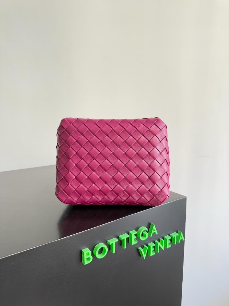 Bottega Veneta Small Parachute Cinnabar 796569