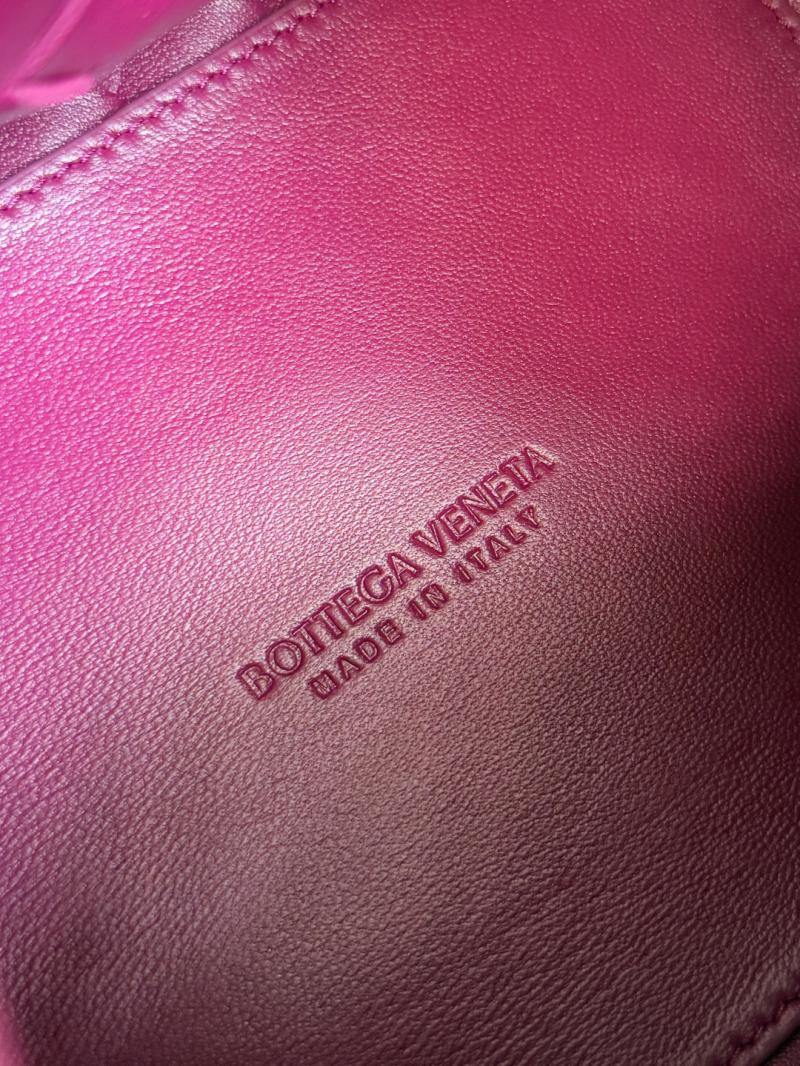Bottega Veneta Small Parachute Cinnabar 796569
