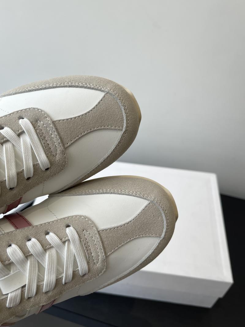 Celine Sneakers SCS81001