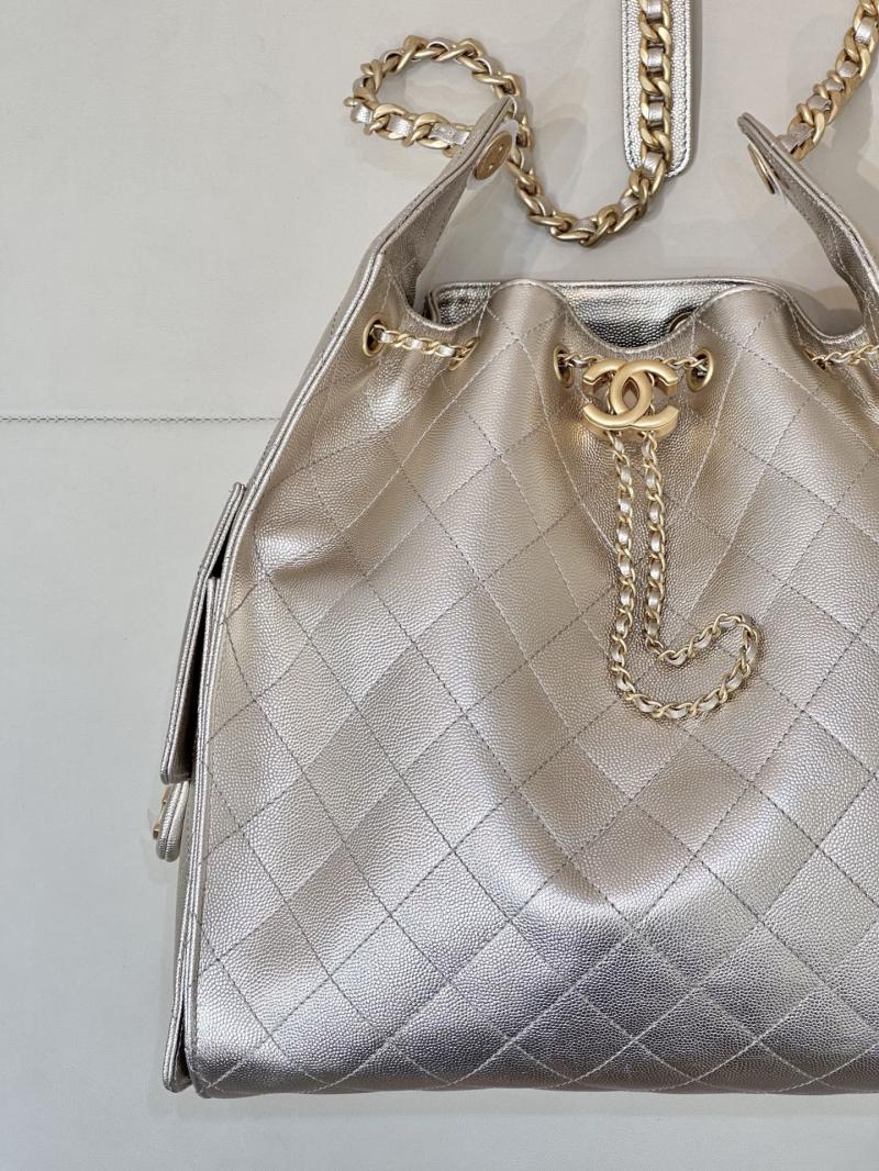 Chanel 25 Medium Handbag Champagne Gold AS5311