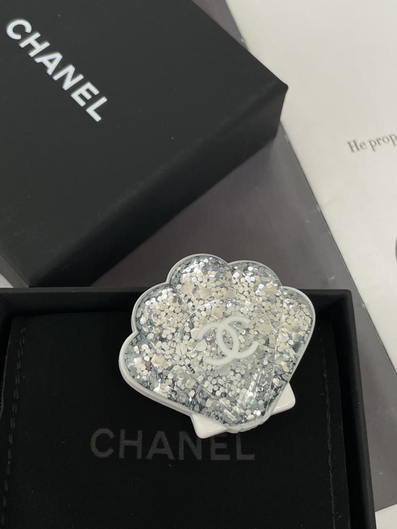 Chanel Brooch SCB81201