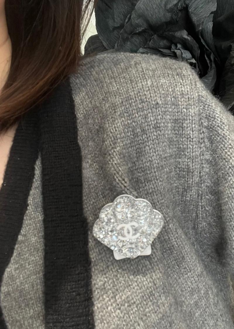 Chanel Brooch SCB81201