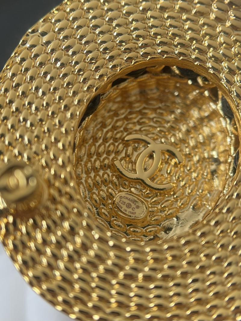 Chanel Brooch SCB81202