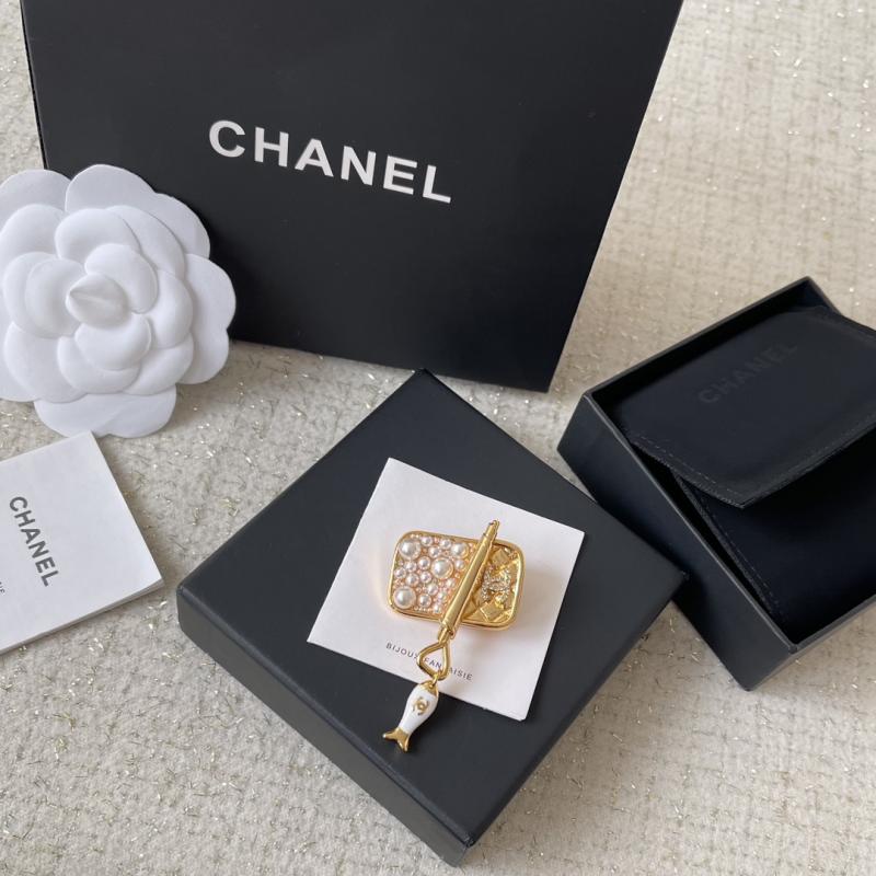 Chanel Brooch SCB81203