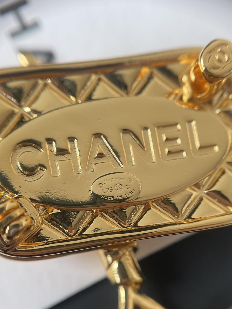 Chanel Brooch SCB81203