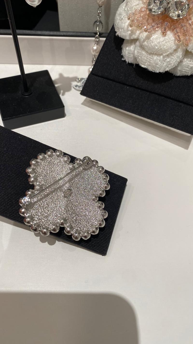 Chanel Brooch SCB81204