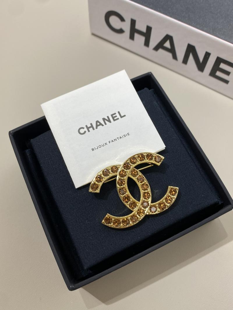 Chanel Brooch YCB72001