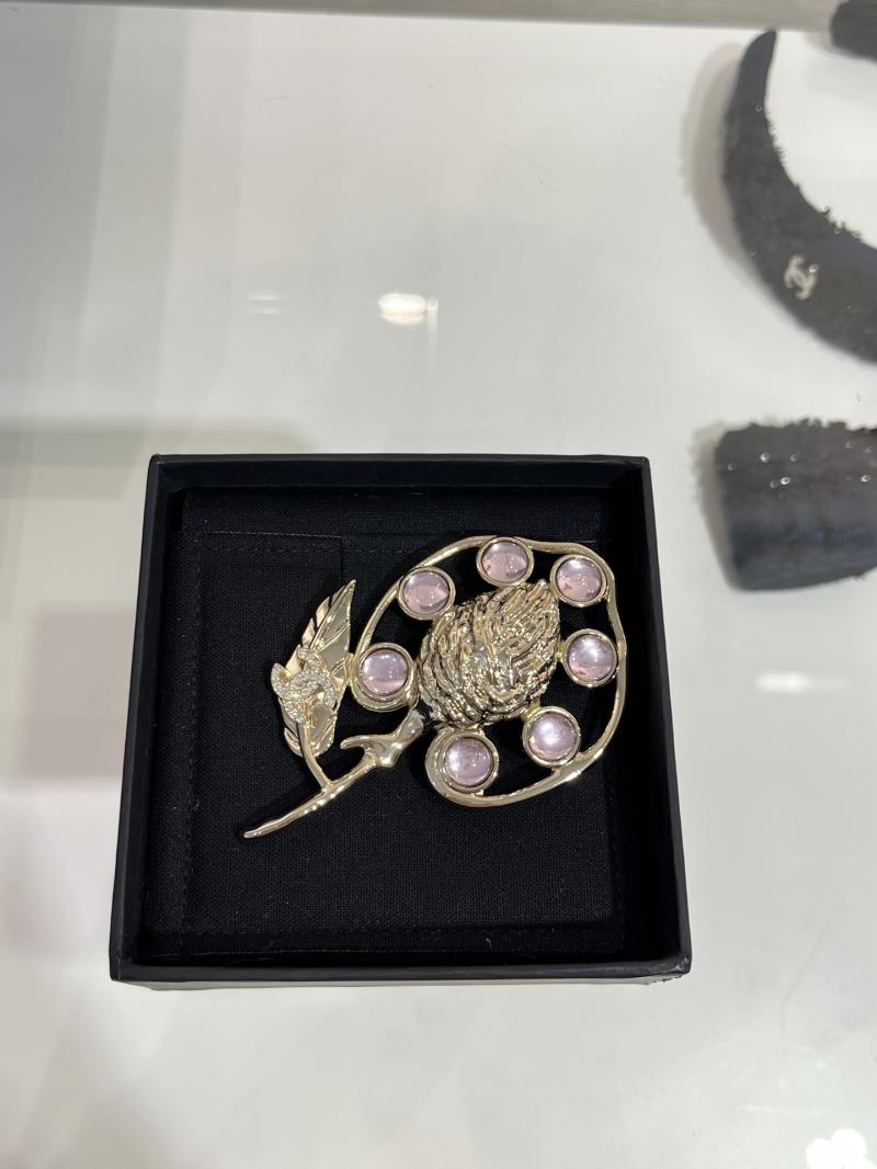 Chanel Brooch YCB72006