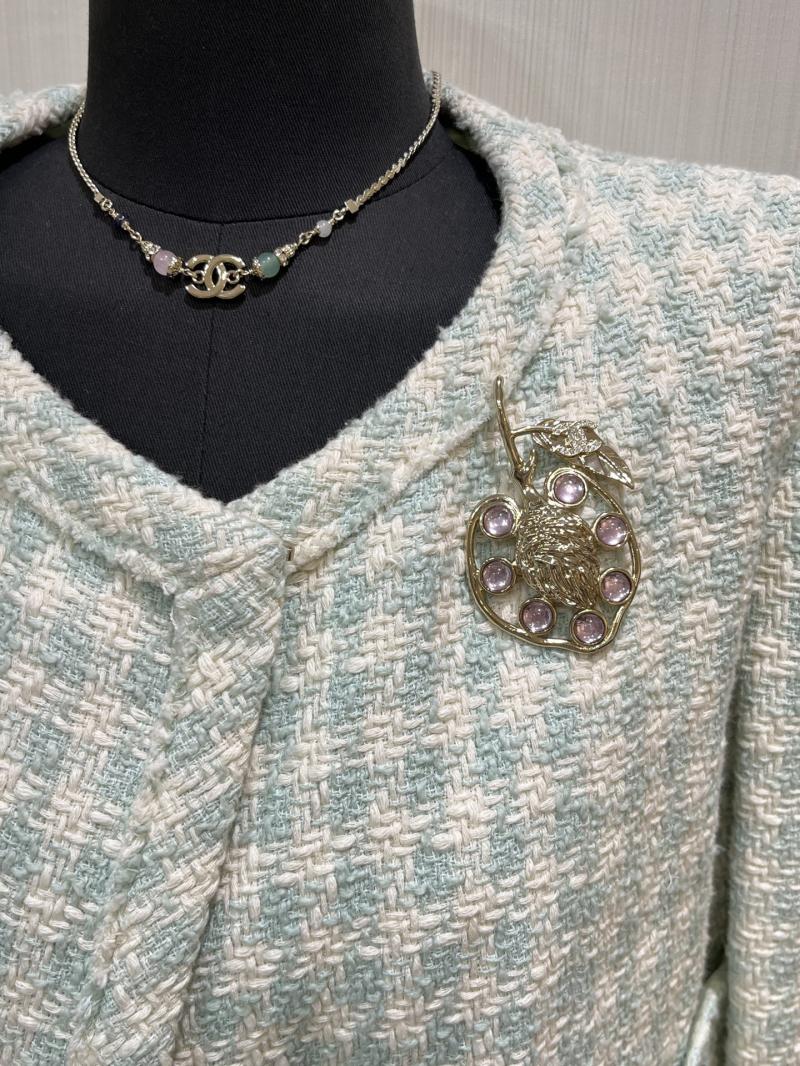 Chanel Brooch YCB72006