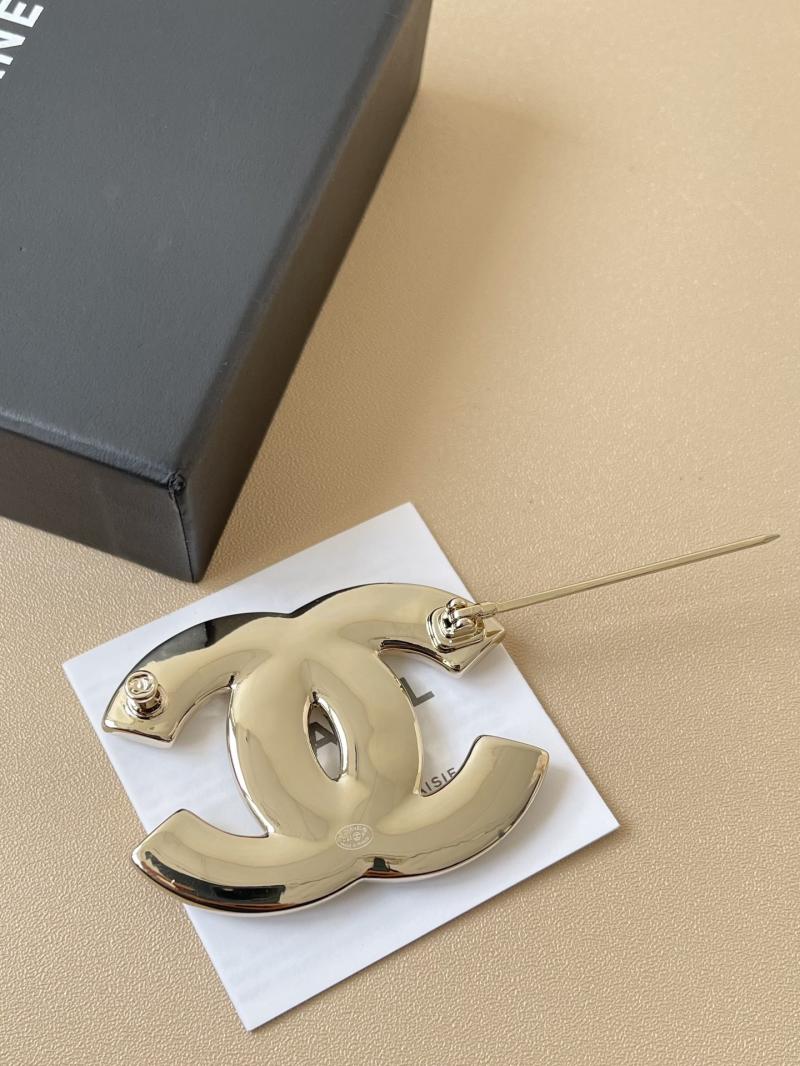 Chanel Brooch YCB72011