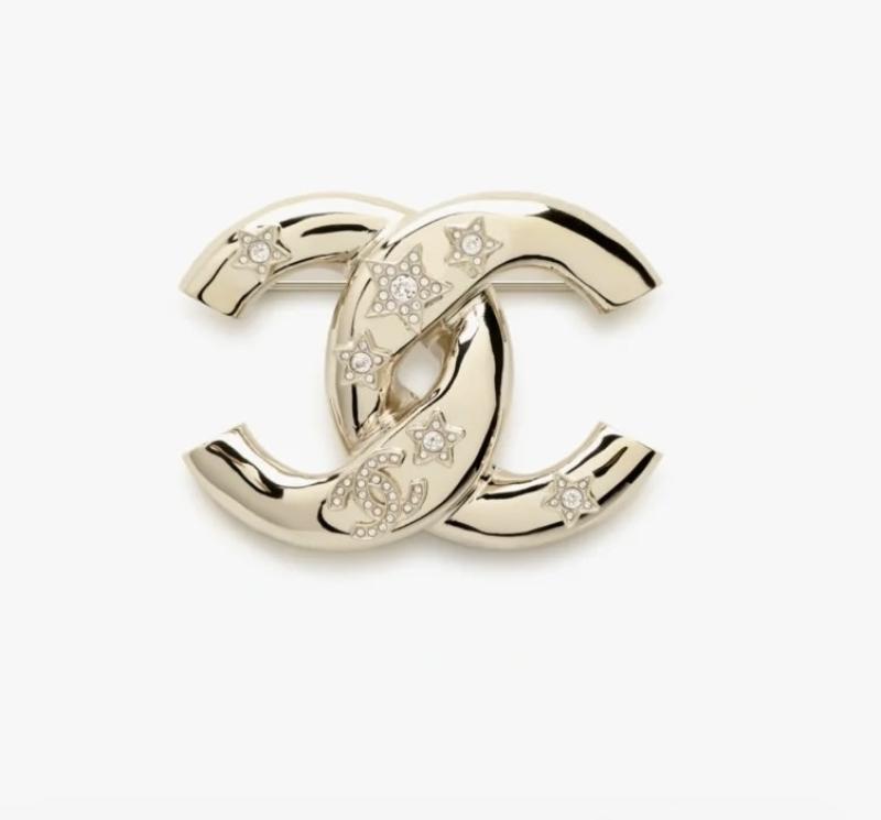 Chanel Brooch YCB72016
