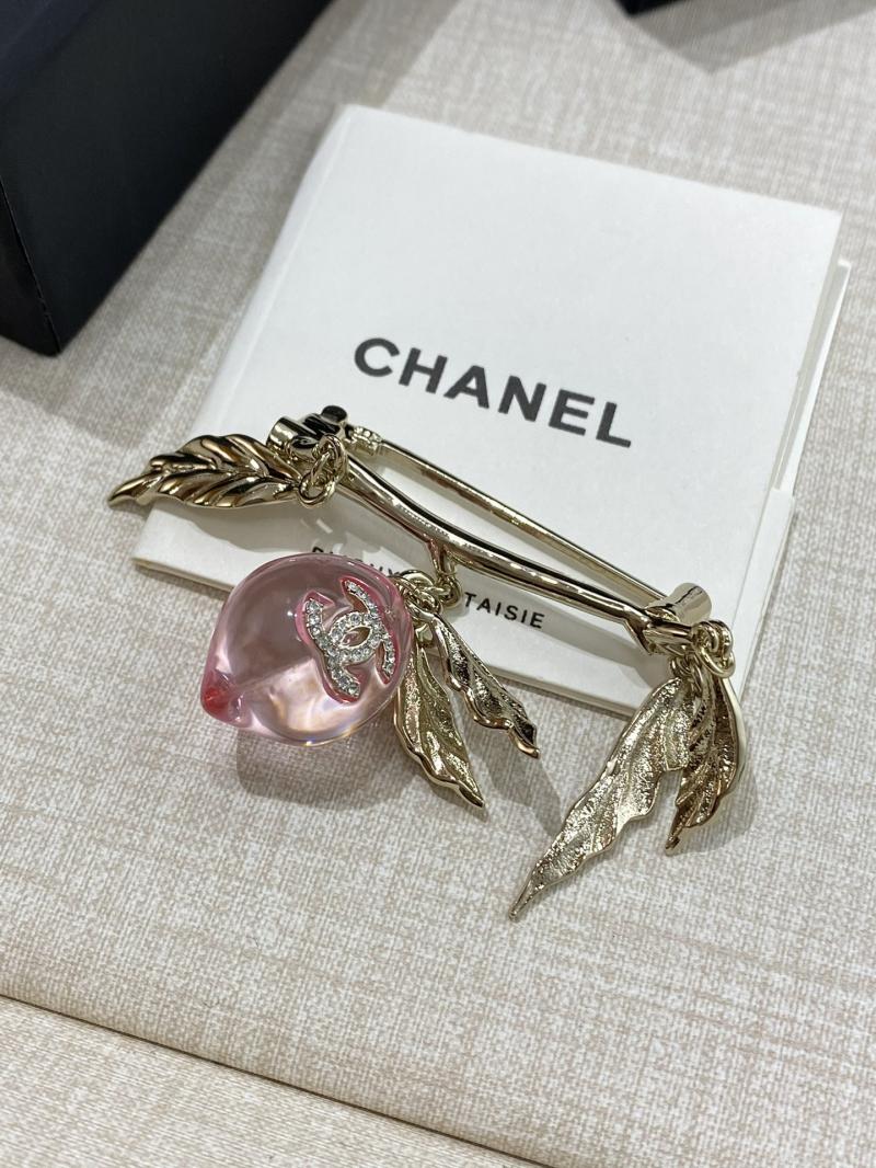 Chanel Brooch YCB81101