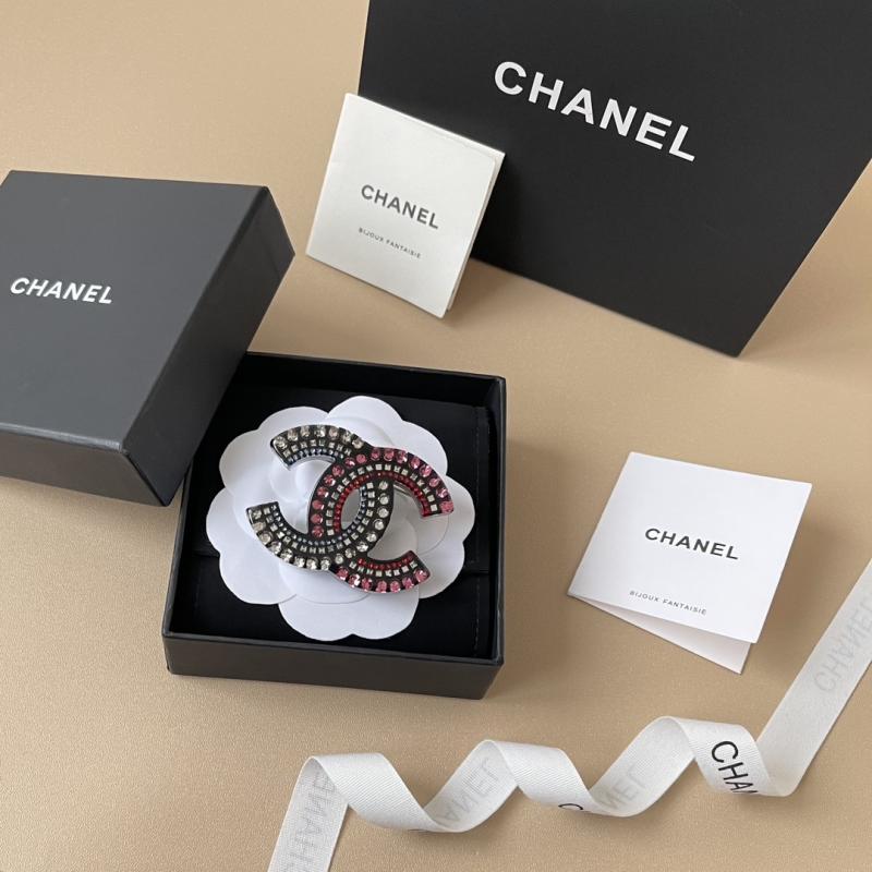 Chanel Brooch YCB81108
