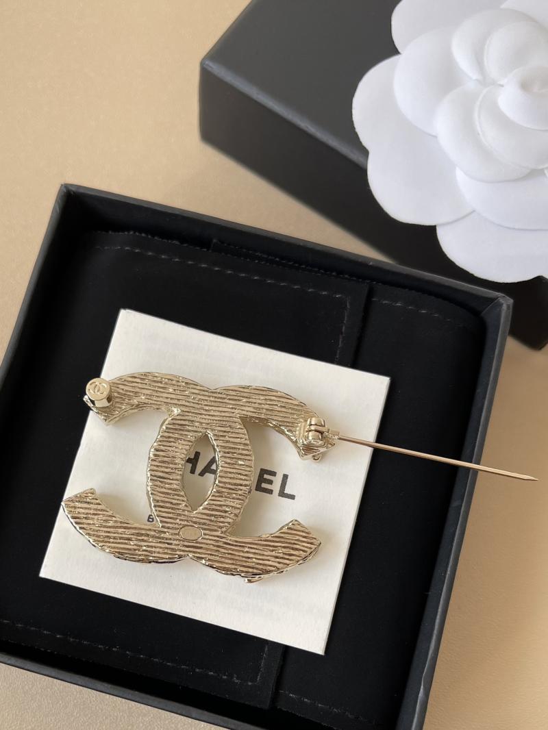 Chanel Brooch YCB81113
