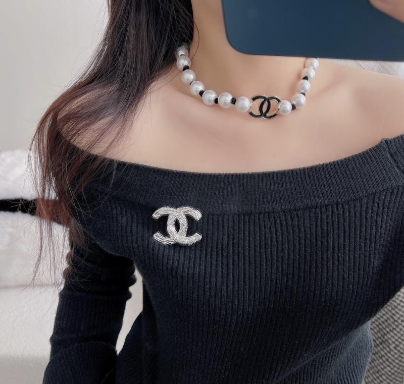 Chanel Brooch YCB81113