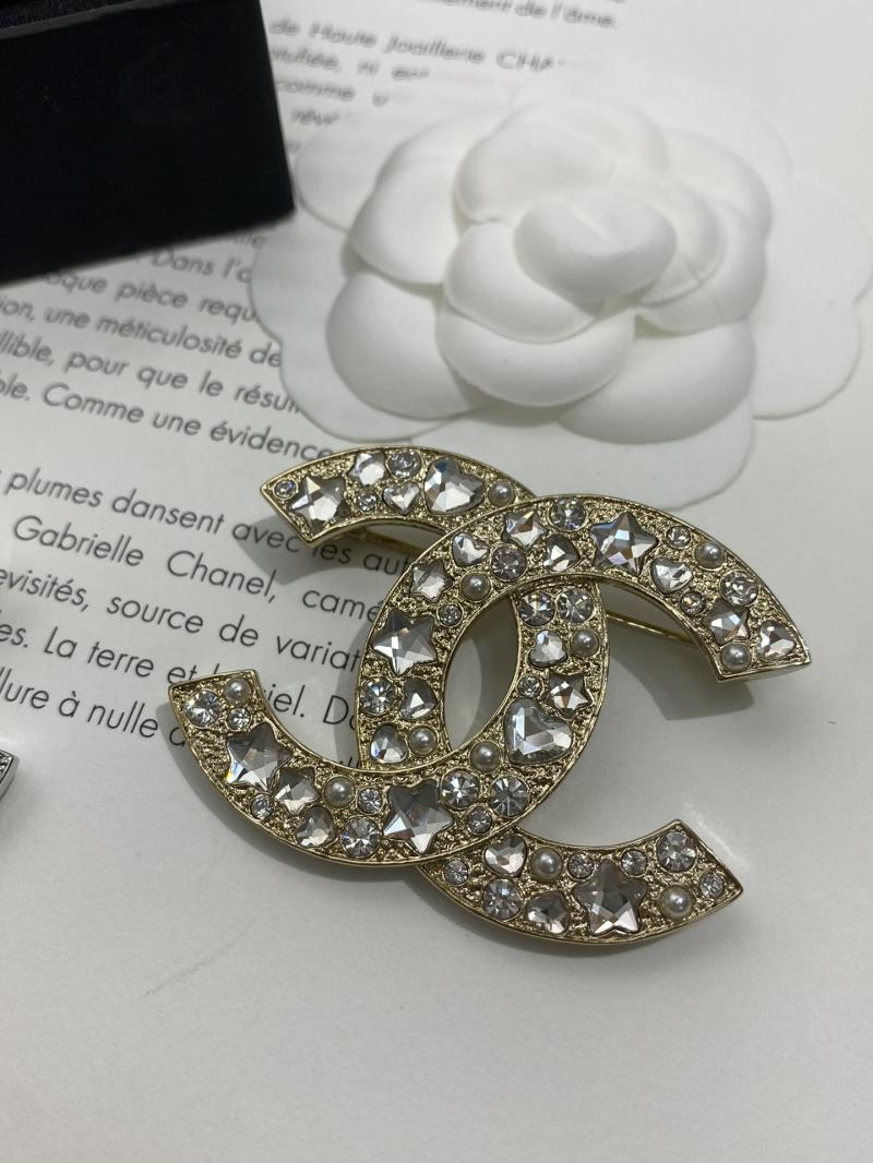 Chanel Brooch YCB81115