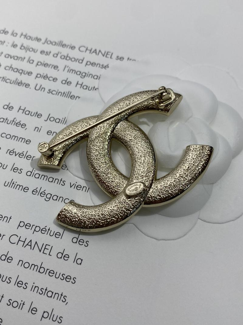 Chanel Brooch YCB81115