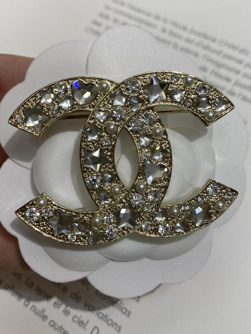Chanel Brooch YCB81115