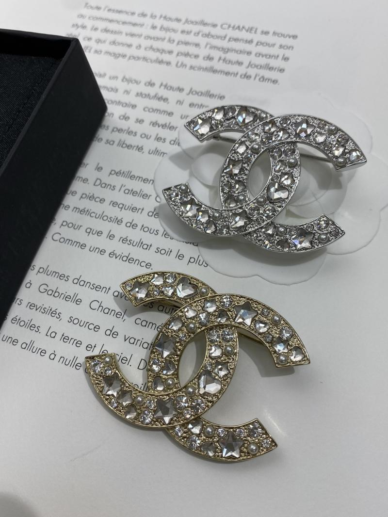 Chanel Brooch YCB81116