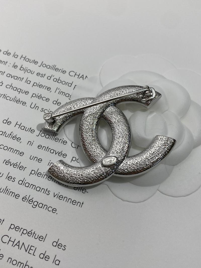 Chanel Brooch YCB81116