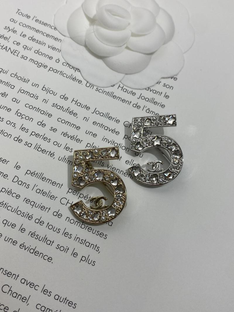 Chanel Brooch YCB81117