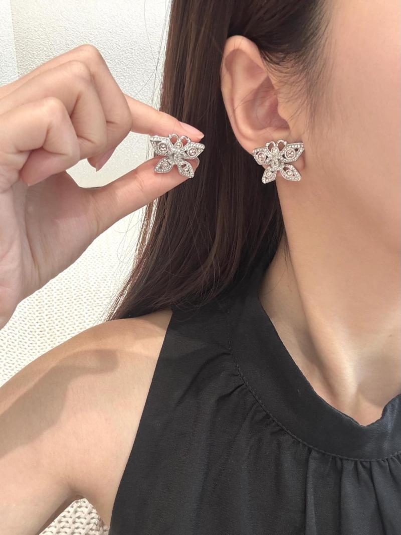 Chanel Earrings YCE81001