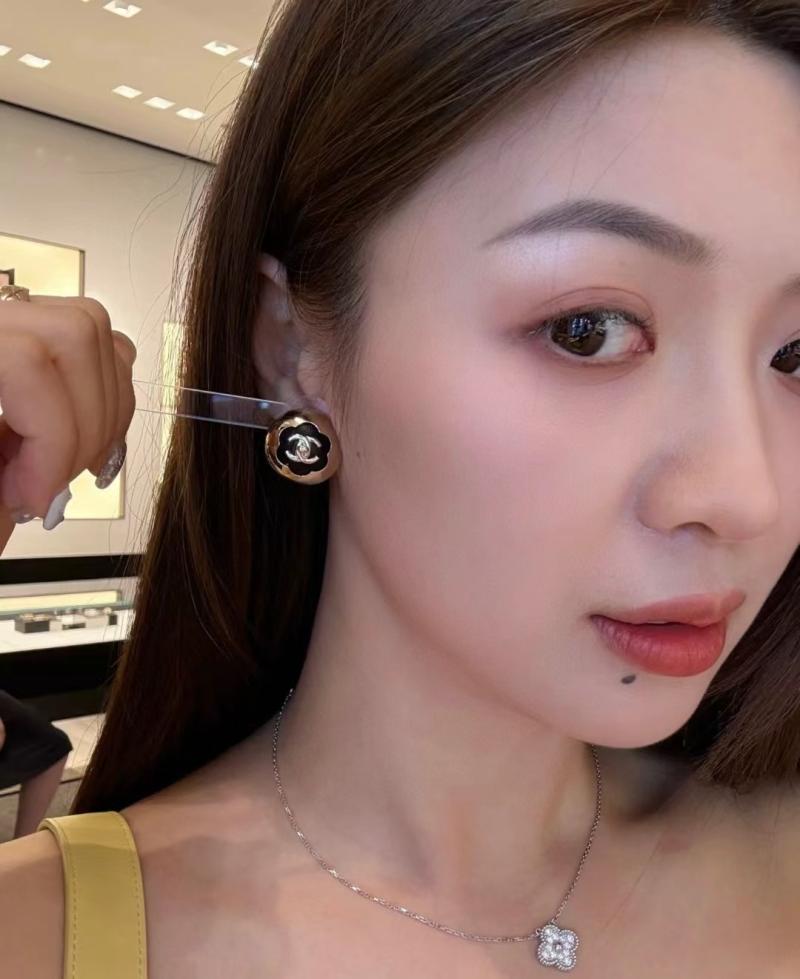 Chanel Earrings YCE81004