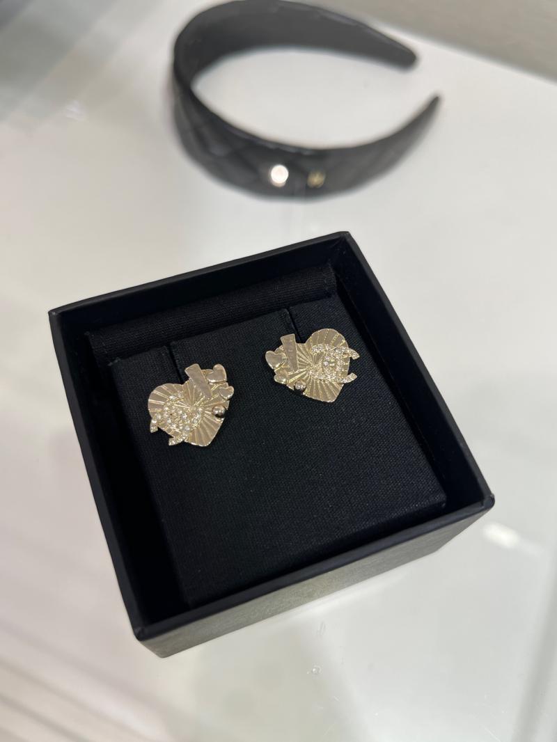 Chanel Earrings YCE81006
