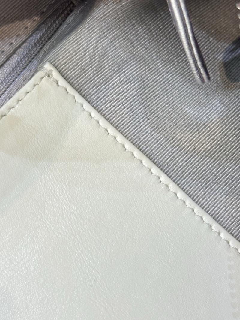Chanel Lambskin Large Hobo Bag Silver AS5302