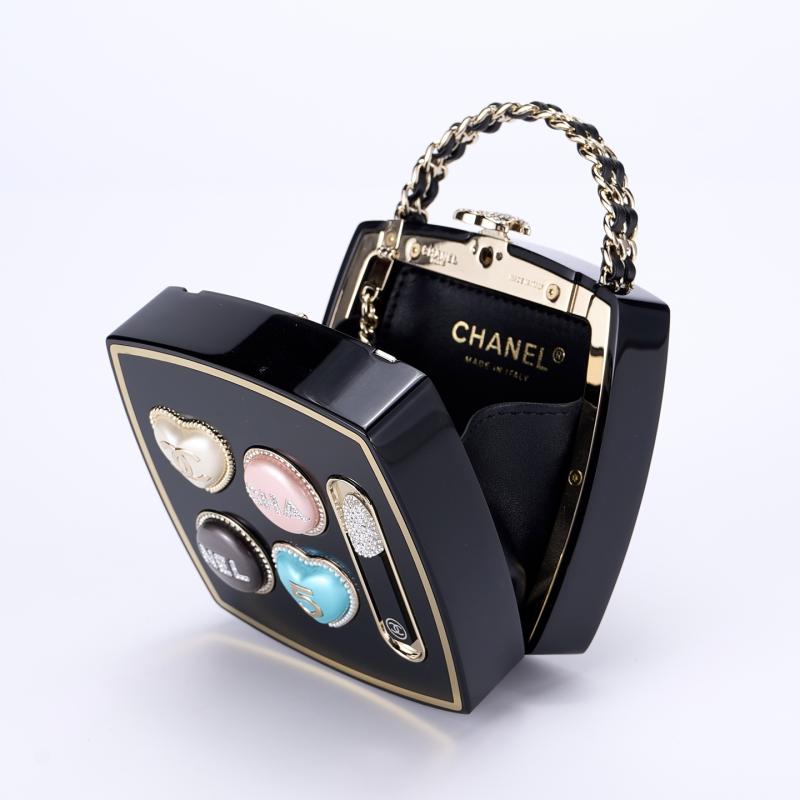 Chanel Makeup Palette Minaudiere AS5652