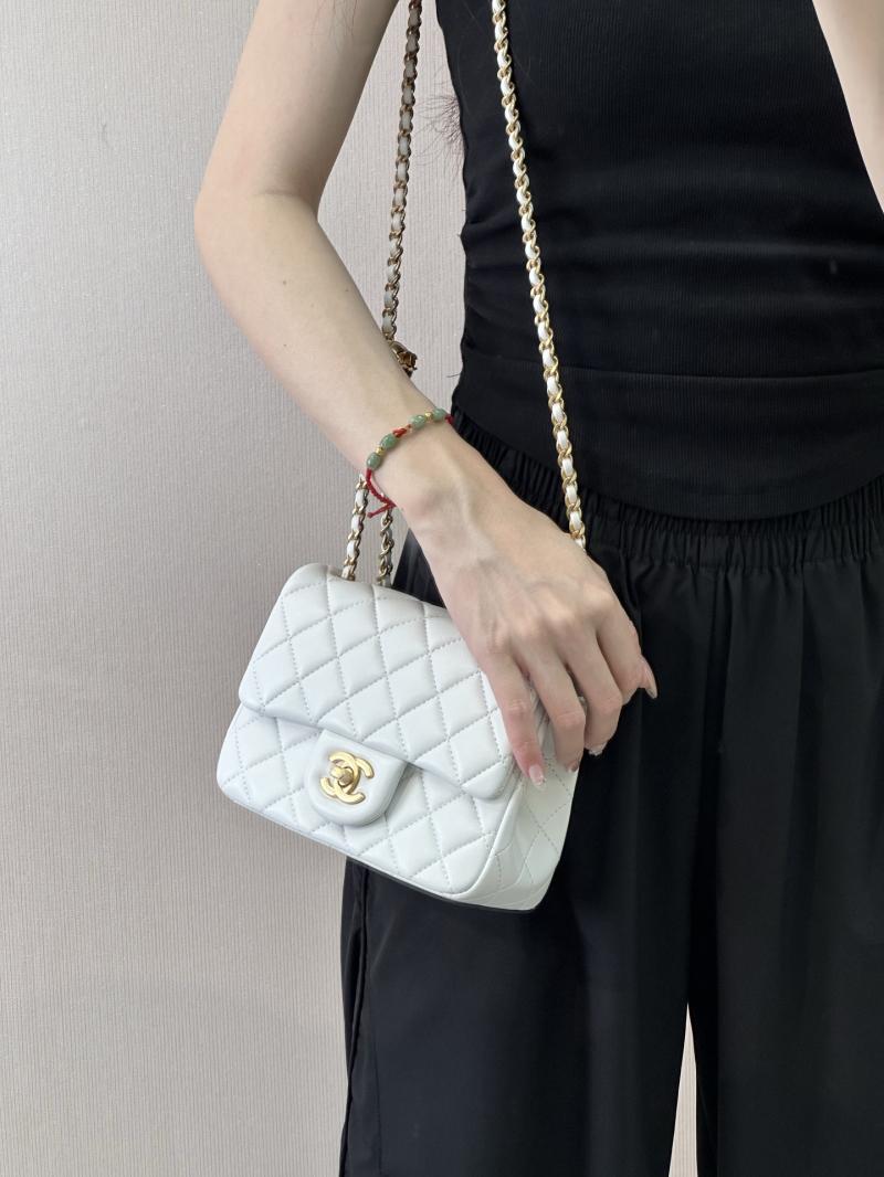 Chanel Mini Lambskin Flap Bag White AS1786