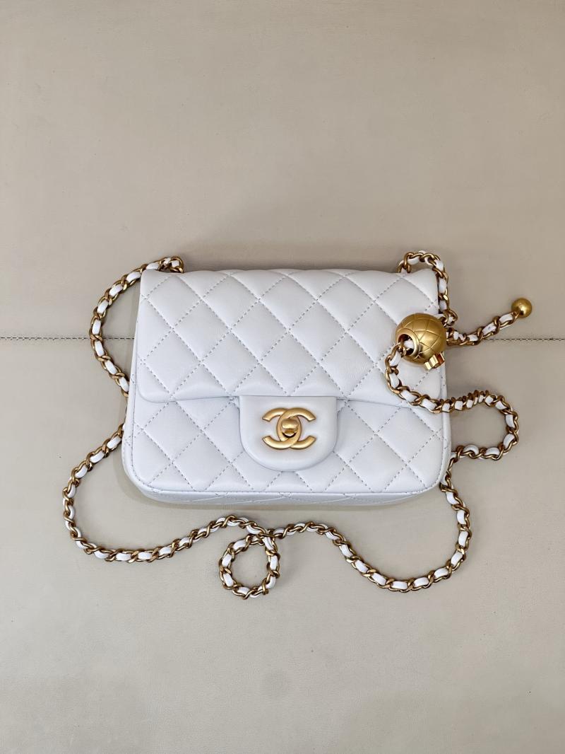 Chanel Mini Lambskin Flap Bag White AS1786