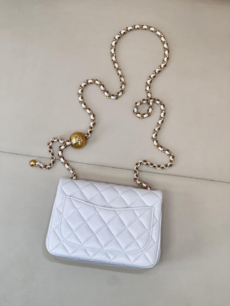 Chanel Mini Lambskin Flap Bag White AS1786