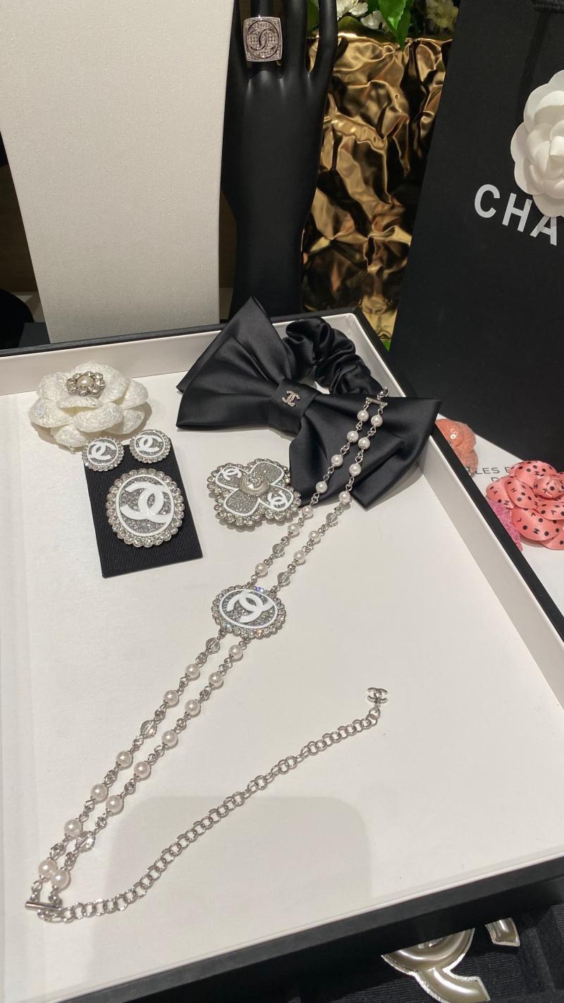 Chanel Necklace YCN81203