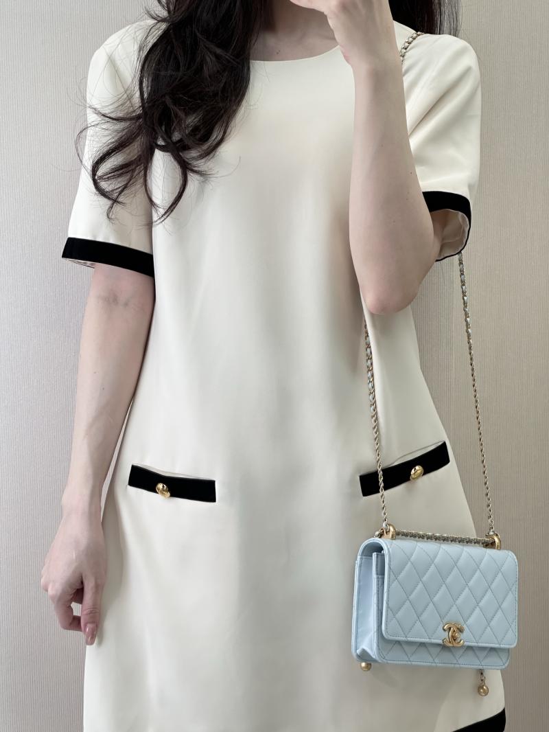 Chanel Shiny Calfskin WOC Purse Blue AP2289