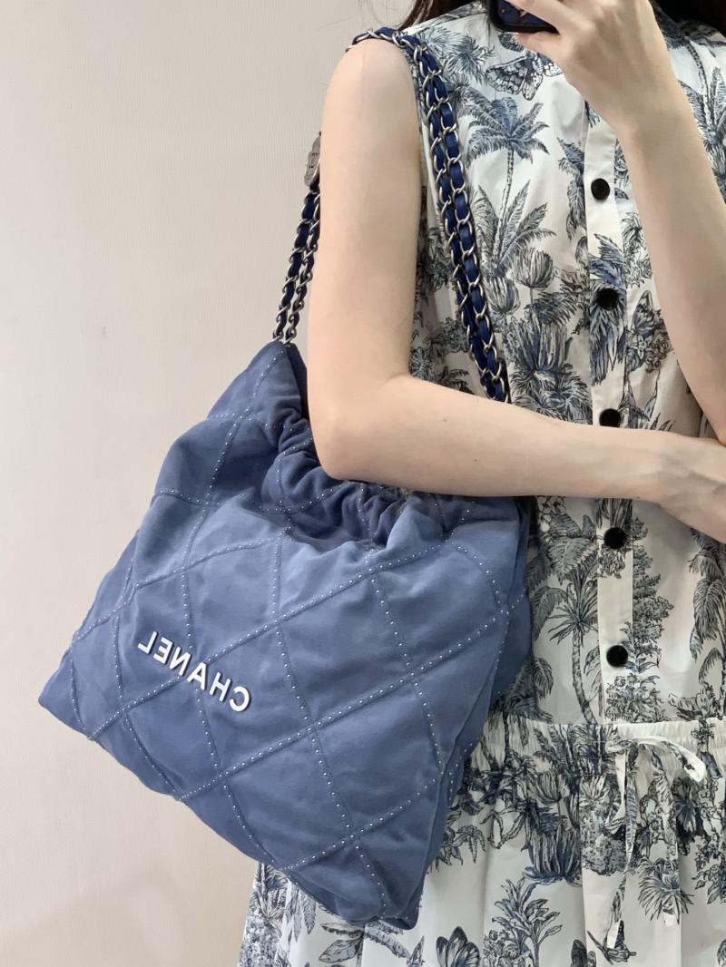 Chanel Suede 22 Handbag Blue AS3261