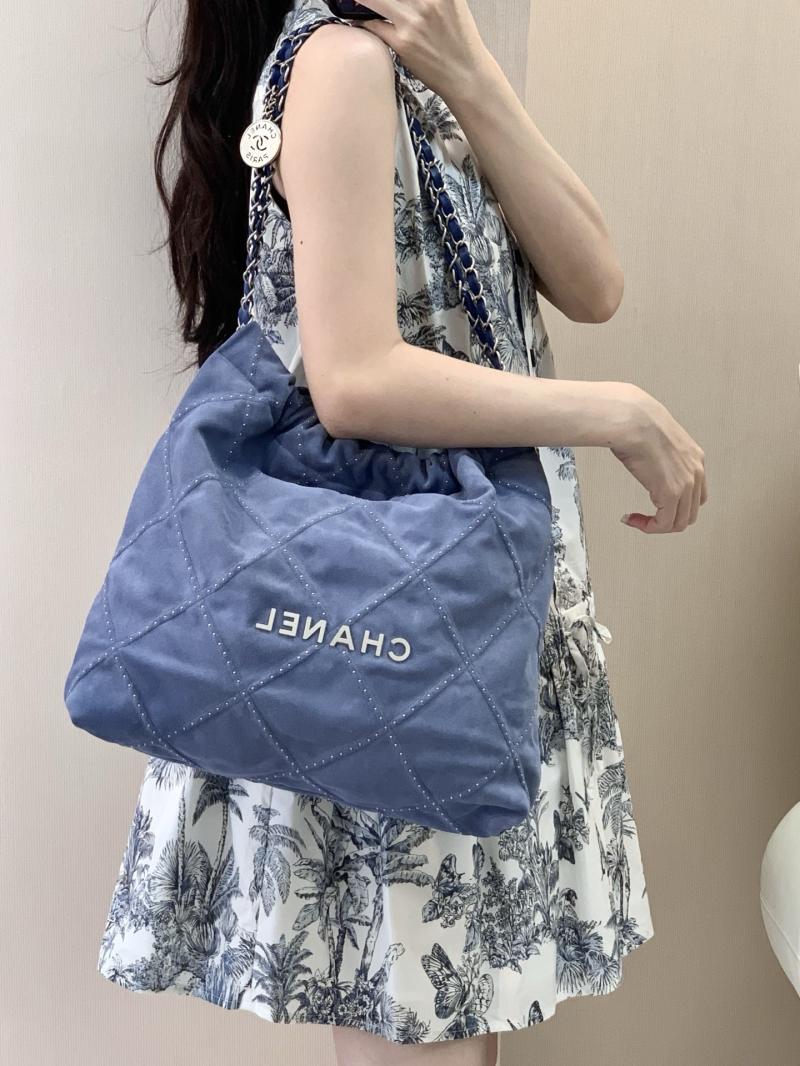 Chanel Suede 22 Handbag Blue AS3261