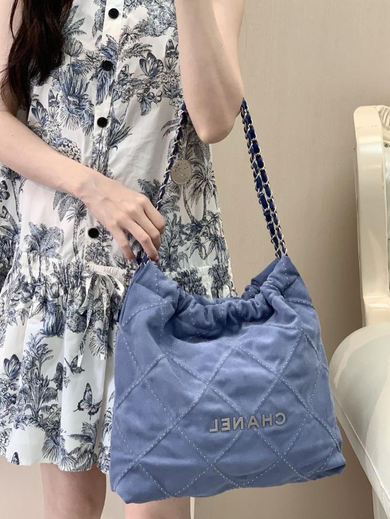 Chanel Suede 22 Handbag Blue AS3261