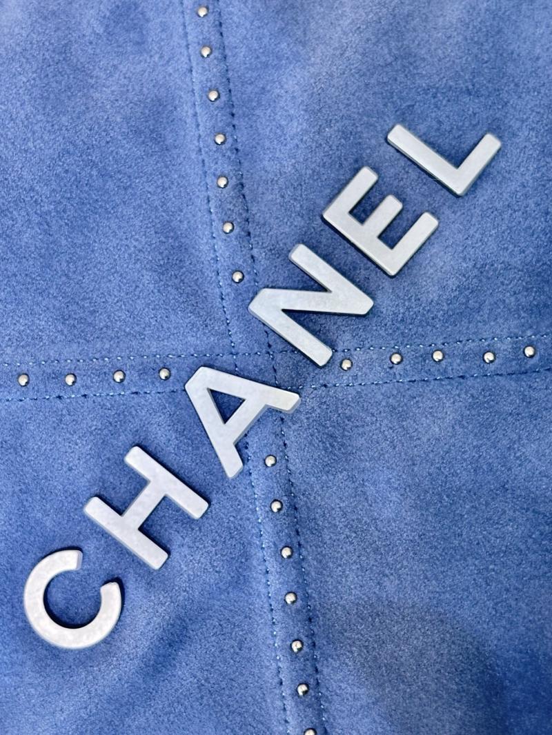 Chanel Suede 22 Handbag Blue AS3261