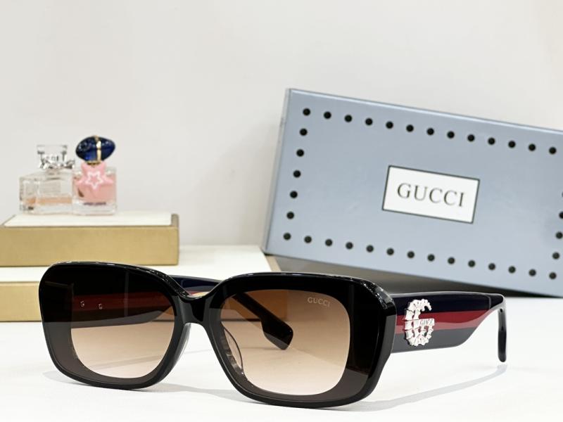 Gucci Sunglasses GG1641