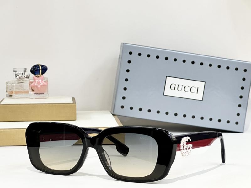 Gucci Sunglasses GG1641