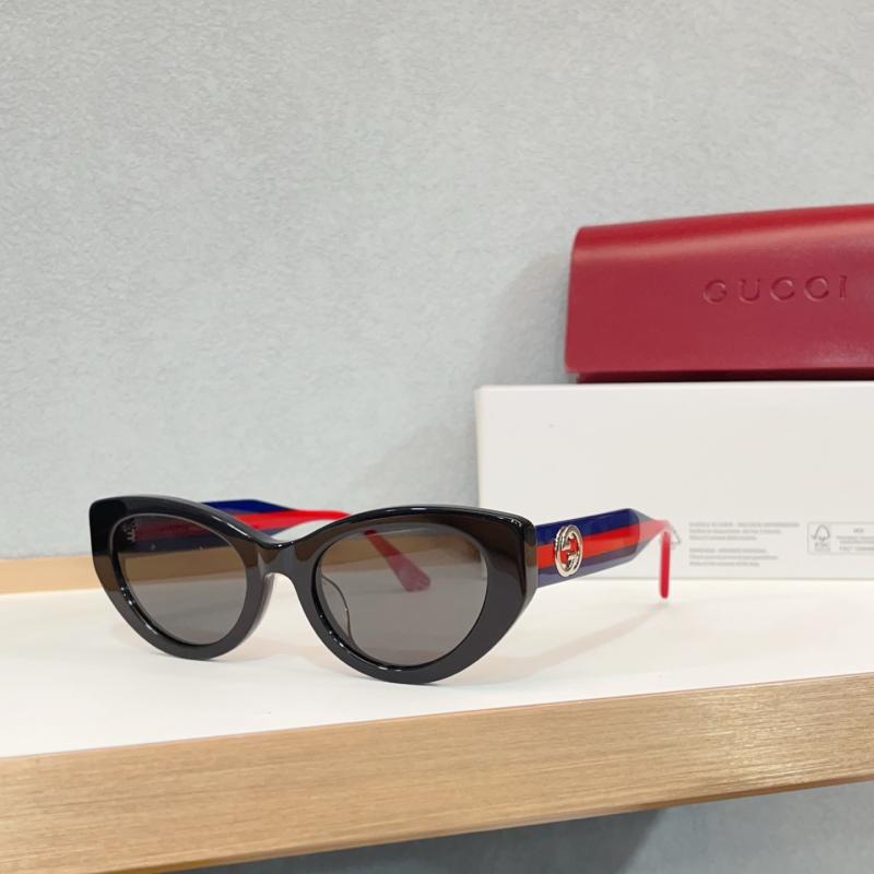 Gucci Sunglasses GG1862S