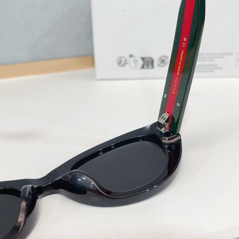 Gucci Sunglasses GG1862S