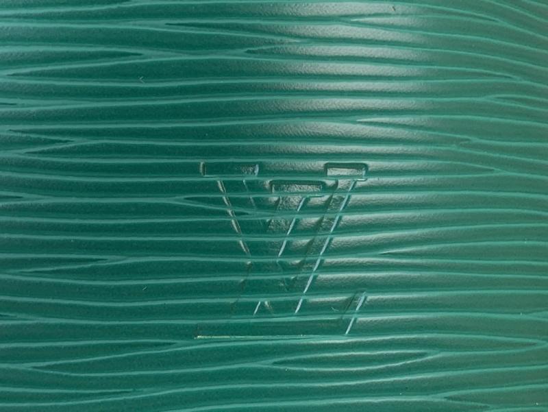 Louis Vuitton Alma BB Green M24645