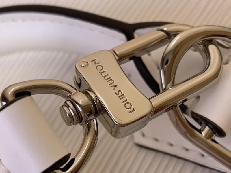 Louis Vuitton Alma BB White M24645