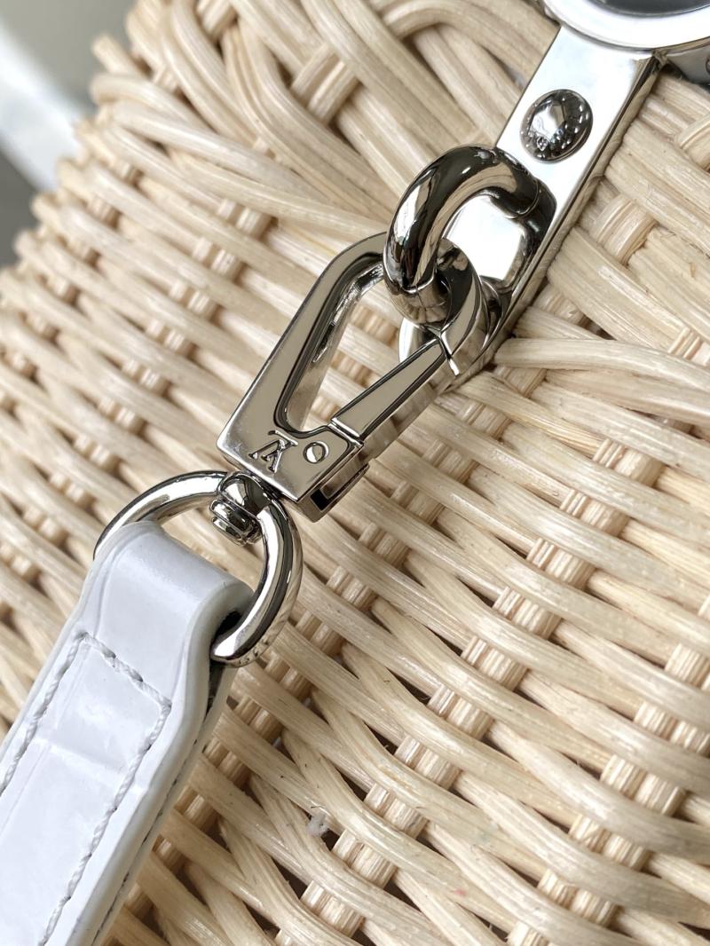 Louis Vuitton Capucines Mini White N88126
