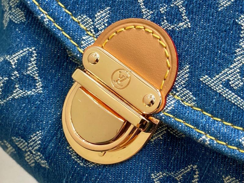 Louis Vuitton Mini Pastry Blue M95050