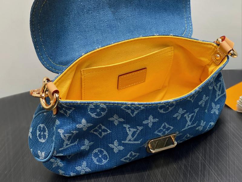 Louis Vuitton Mini Pastry Blue M95050