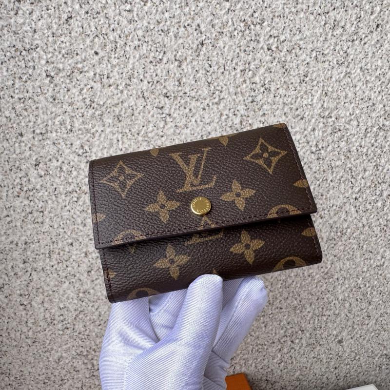 Louis Vuitton Monogram Victor Wallet M12598